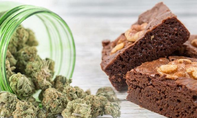 mulher-passa-mal-apos-comer-brownie-de-maconha-140924_010703