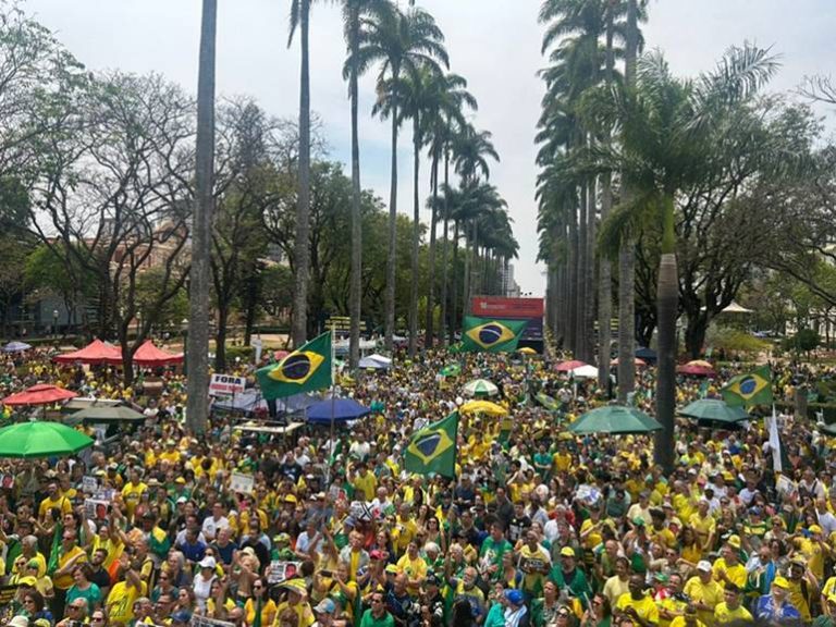 política-ato-em-bh-contra-alexandre-de-moraes-1727623307