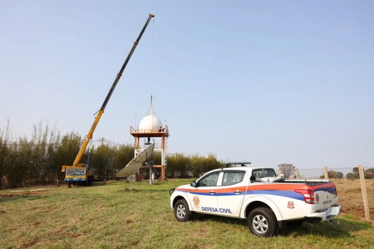 Radar-meteorologico-instalacao-1024x683